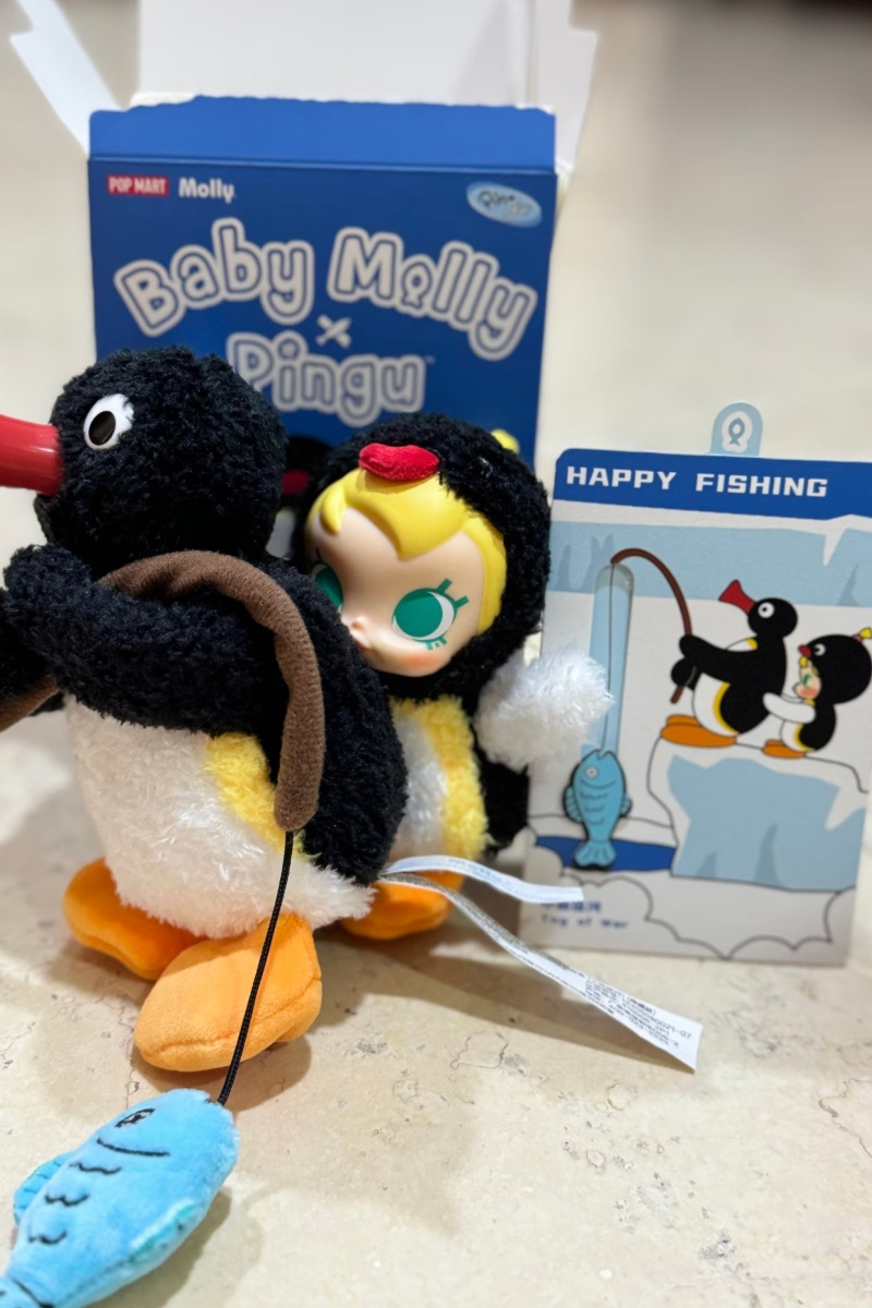 POP MART Baby Molly X Pingu Ha - Baby Products China avaliação e preço